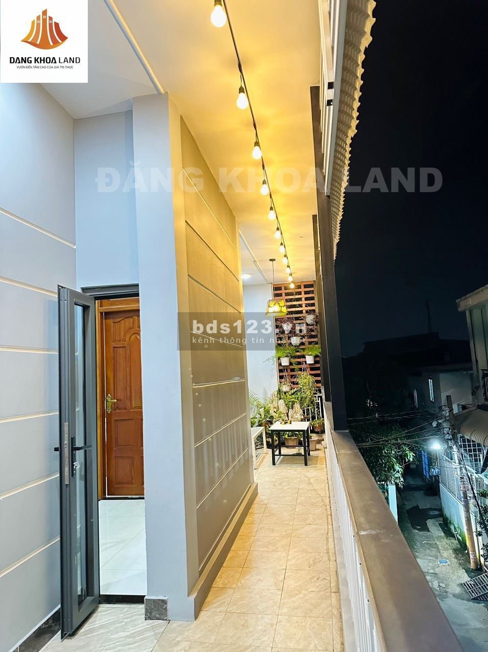 Bán gấp trước Tết. Nhà chính chủ Hiện đại 2 Tầng, góc 2 mặt tiền Trường Thọ - 77m2 - 4,2 tỷ