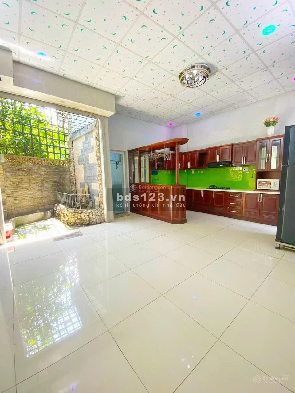 Căn này đẹp- Nhà 1T1L có sân rộng rãi- Khu dân trí cách Phạm Văn Đồng 200m - DT (6M*20)- giá còn TL