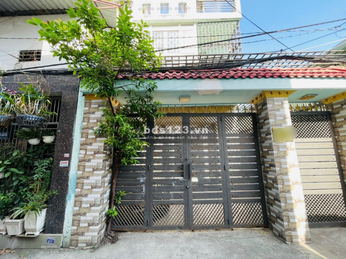 Căn này đẹp- Nhà 1T1L có sân rộng rãi- Khu dân trí cách Phạm Văn Đồng 200m - DT (6M*20)- giá còn TL