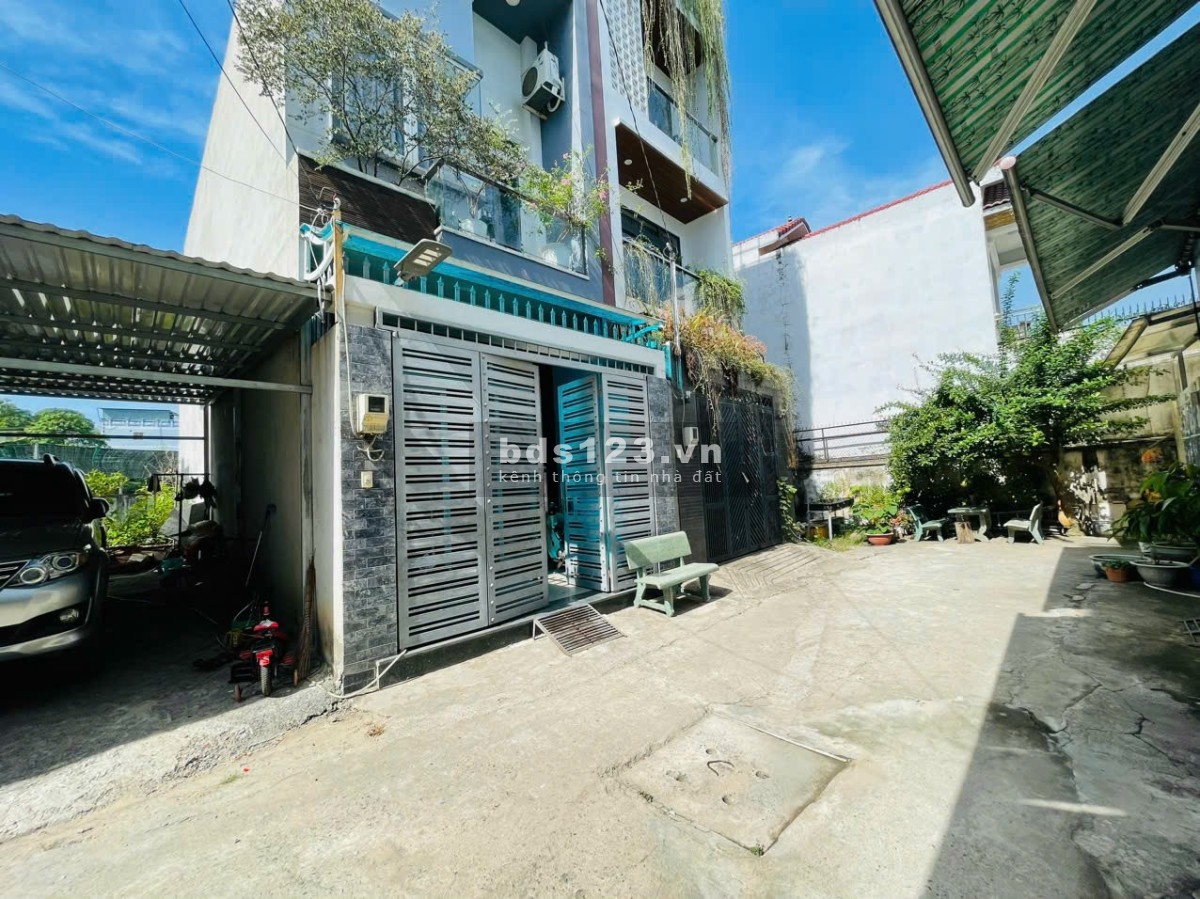Giá tốt- Nhà đẹp 1 Trệt 1 Lầu- dân trí cao- đường 6m- Gần Đại học Ngân hàng Thủ Đức- 81m2 hiếm.