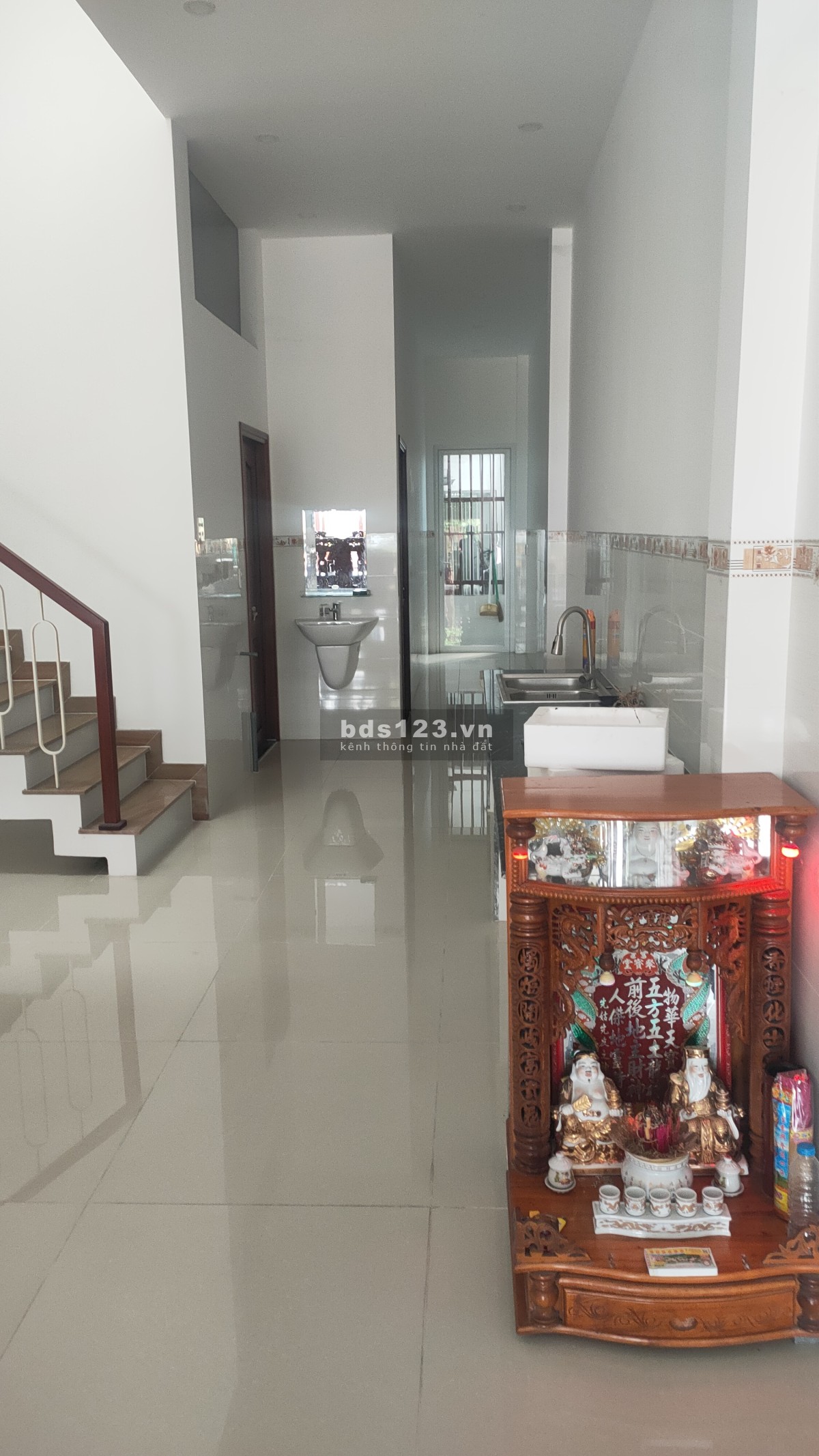 Chính chủ cần bán nhà 110m2 ở Bình Khánh, tp Long Xuyên