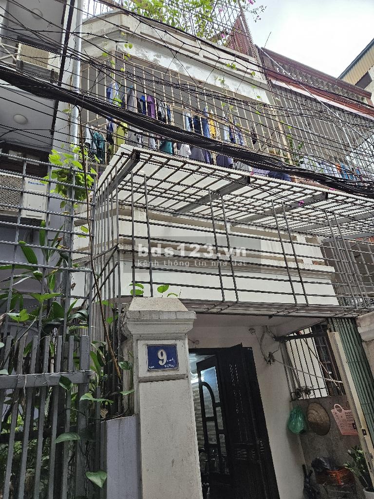 Đất rộng - Nhà to - Giá vừa - Ngõ rộng Ngọc Hồi, 66m2 x 3 tầng, 3 ngủ, giá nhỉnh 5,x tỷ