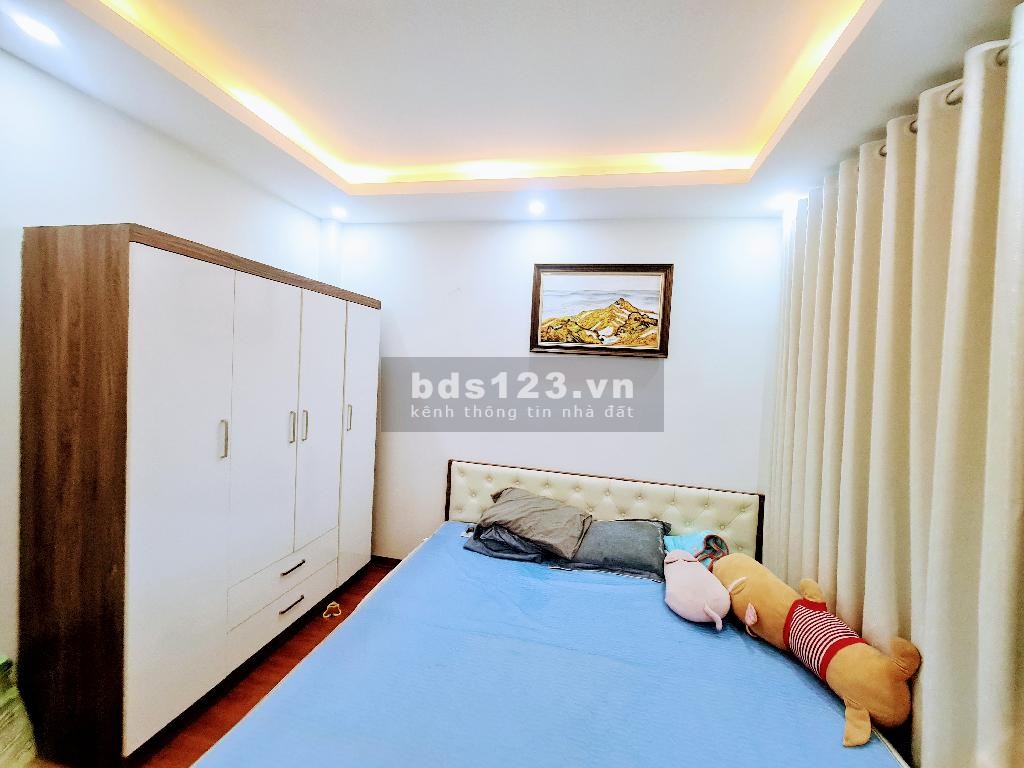 Nhà mới đón Tết, view Hồ Linh Đàm, 50m2 x 4 tầng, 3 ngủ, giá 4,98 tỷ
