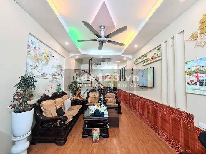 Cần bán nhà Pháp Vân - Hoàng Mai, 52m2 x 4 tầng, 4 ngủ, giá 5,8 tỷ