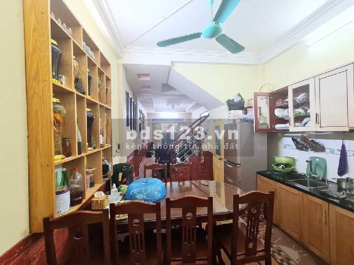 Cần bán nhà Pháp Vân - Hoàng Mai, 52m2 x 4 tầng, 4 ngủ, giá 5,8 tỷ