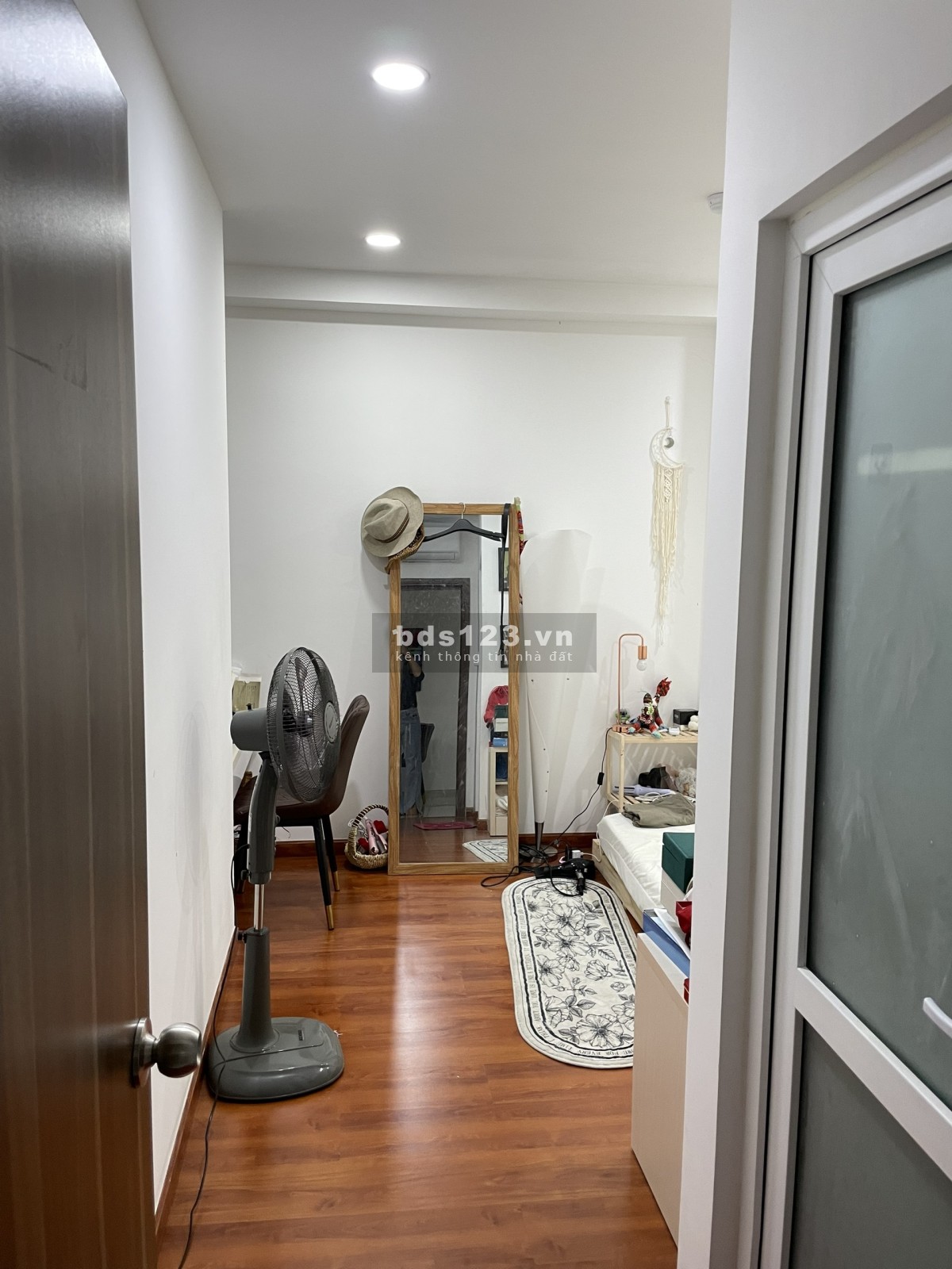 Bán căn hộ CTL Tower Tham Lương 87.08 m2, 3PN 2WC tầng 17 cao cấp. Giá 3ty150 full thuế phí sang tên