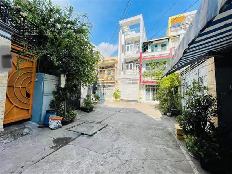 Nhà đẹp hẻm 6M, đường Âu Cơ, P. Tân Sơn Nhì, Tân Phú, 6.9 tỷ, 66M2, 4X18, 4 tầng