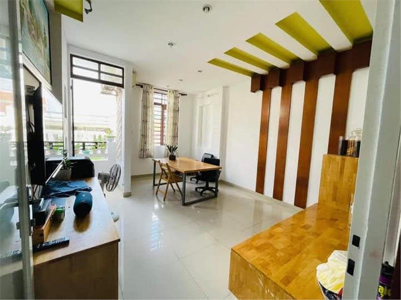 Nhà đẹp hẻm 6M, đường Âu Cơ, P. Tân Sơn Nhì, Tân Phú, 6.9 tỷ, 66M2, 4X18, 4 tầng