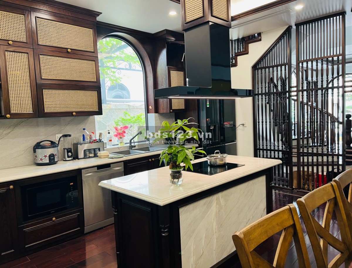 Biệt thự song lập Ngọc Trai nhỏ hoàn thiện full nội thất cao cấp 3x tỷ Vin Gia Lâm (0985941715)