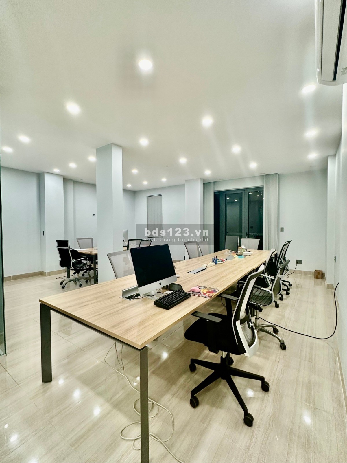 [THỦ ĐỨC] Cần cho thuê gấp Tầng Trệt và Tầng 2 MỚI 100% làm văn phòng