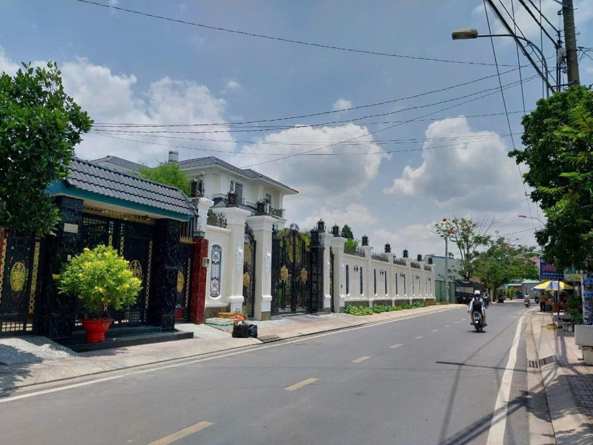Đất mặt tiền Trần Thị Bốc, Thới Tam Thôn, Hóc Môn, 10x35 312m2, đường 14m có vỉa hè nhỉnh