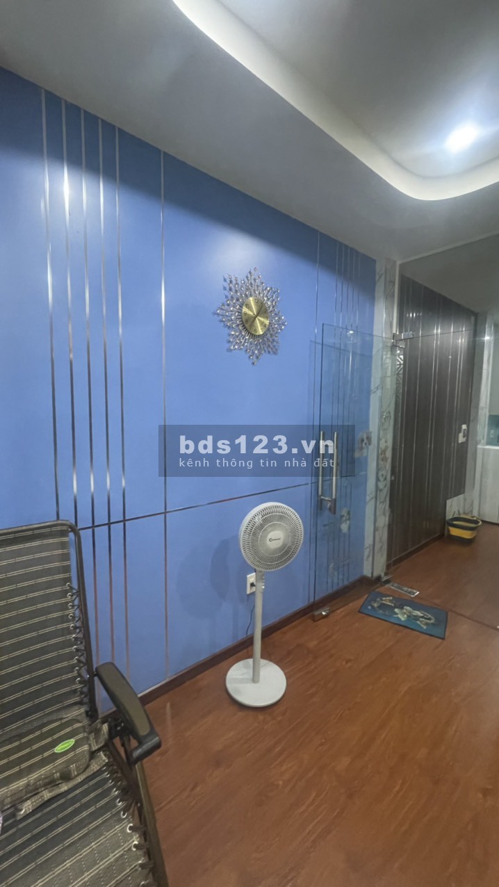 Chính chủ cần bán căn nhà MT đường Hồng Bàng mới xây 3 lầu diện tích 72m2 Giá 18.5 tỷ