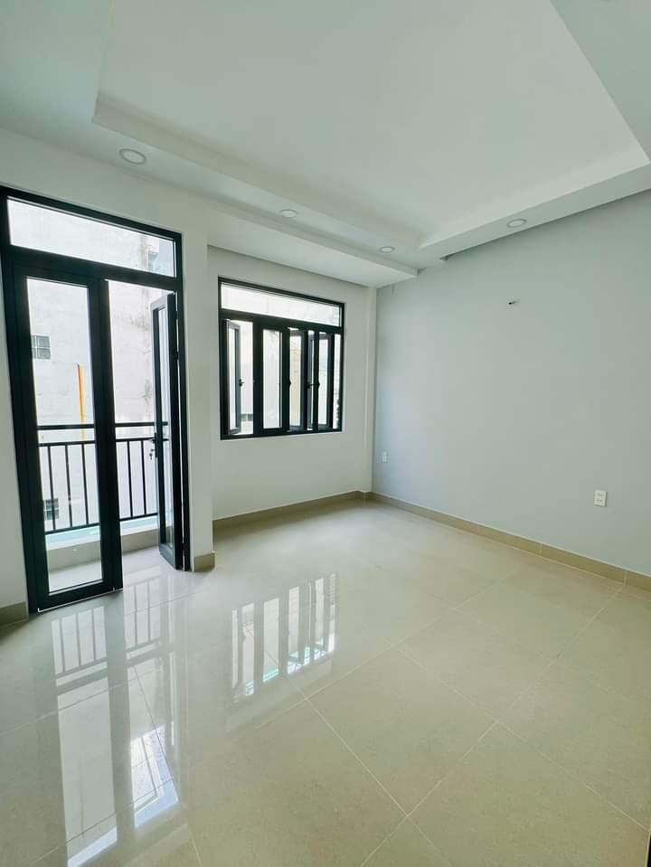 Nhà mới vào ở ngay, Lý Thường Kiệt, Tân Bình, 50M2, 4X12, 3 tầng, nhỉnh 6 tỷ