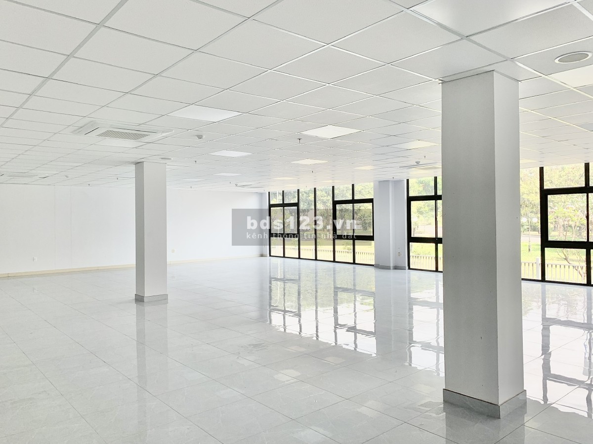 Cho thuê văn phòng KOTITI Building Lô A4a, đường 19C, Khu E-Office Park, KCX Tân Thuận Đông, Quận 7