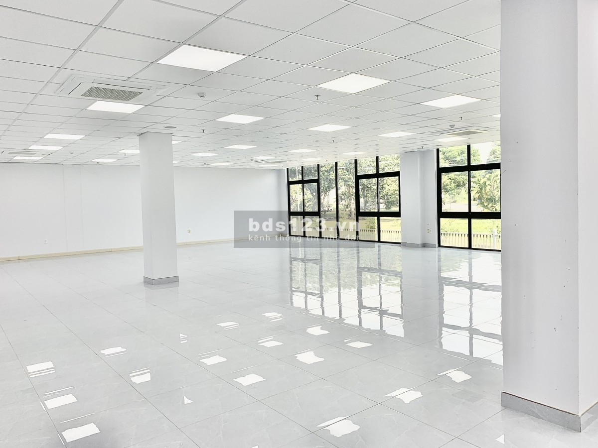 Cho thuê văn phòng KOTITI Building Lô A4a, đường 19C, Khu E-Office Park, KCX Tân Thuận Đông, Quận 7