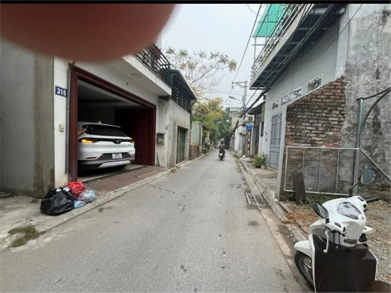 Bán nhà ngay công viên Kim Quan, gần chợ, kinh doanh các mặt hàng