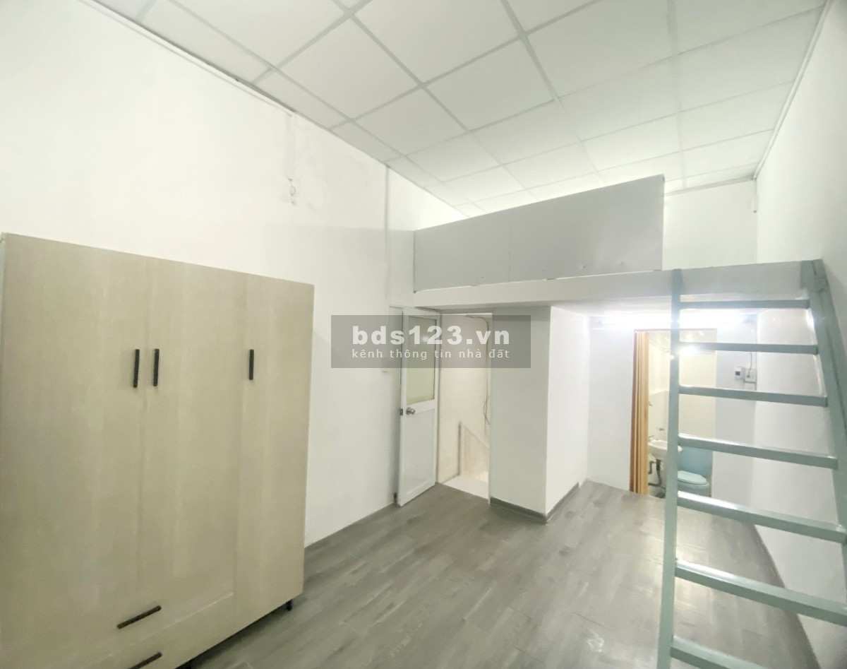Cho Thuê Nhà Phú Nhuận Chỉ 8tr9 Đường Lê Văn Sỹ, nhà mới full Nnội Thất 2PN, ngay đầu hẻm