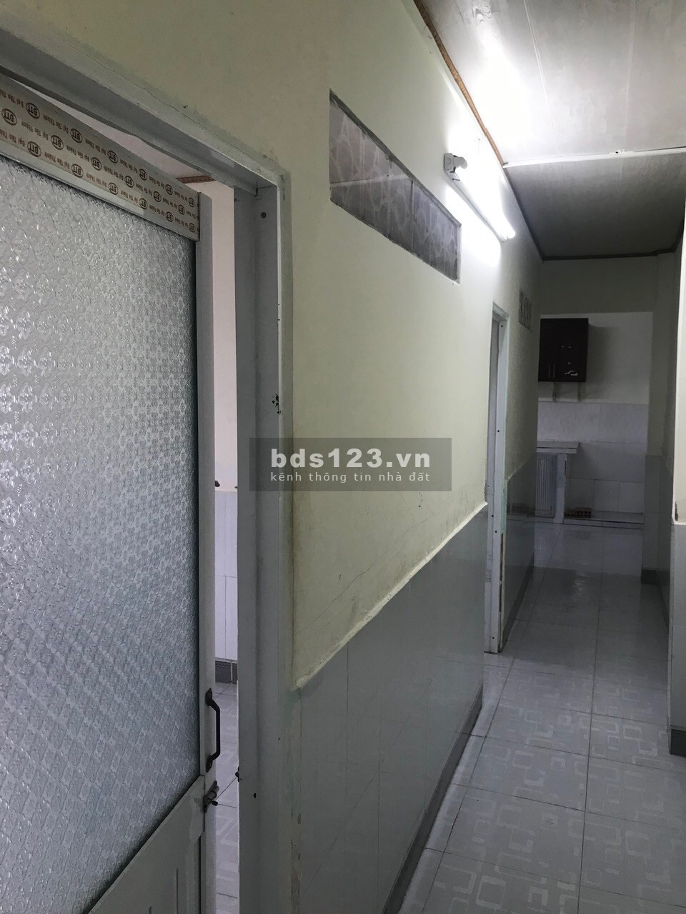 Chính chủ cho thuê nhà và đất hẻm sắt P28 Q Bình Thạnh. Giá 5 triệu/Tháng.