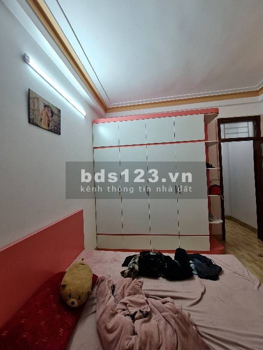 Bán nhà đẹp Tân Mai - Hoàng Mai, 40m2 x 4 tầng, 4 ngủ, giá 4,2 tỷ