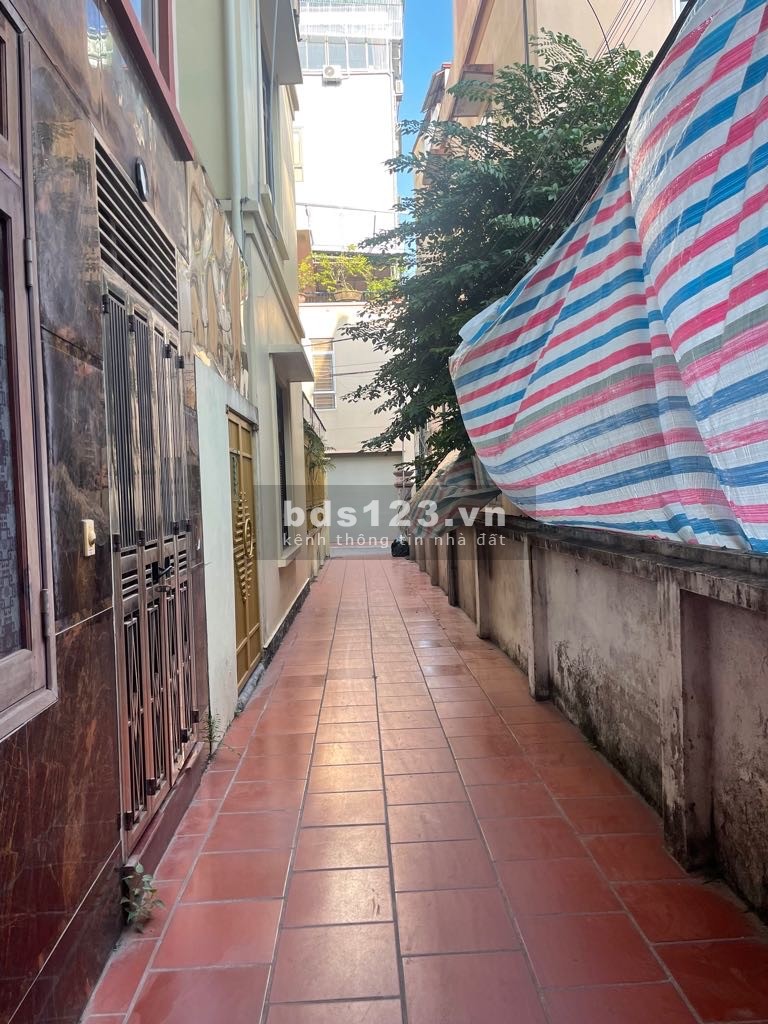 Bán nhà Khu Bán đảo Linh Đàm, 37m2 x 4 tầng, 4 ngủ, MT 4m, giá 5,2 tỷ
