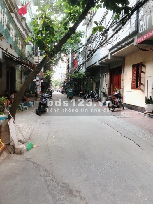 Đất phân lô - Ô tô đỗ cửa vào nhà - 4 Tầng ở ngay - 50m2, 4 ngủ, giá 8,7 tỷ
