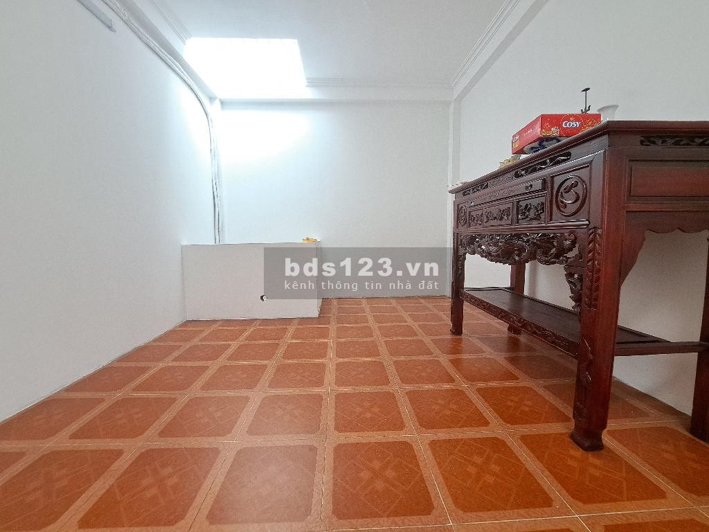 Nhà mới đón Tết, trung tâm Tân Mai, 44m2 x 4 tầng, 4 ngủ, giá 5,5 tỷ