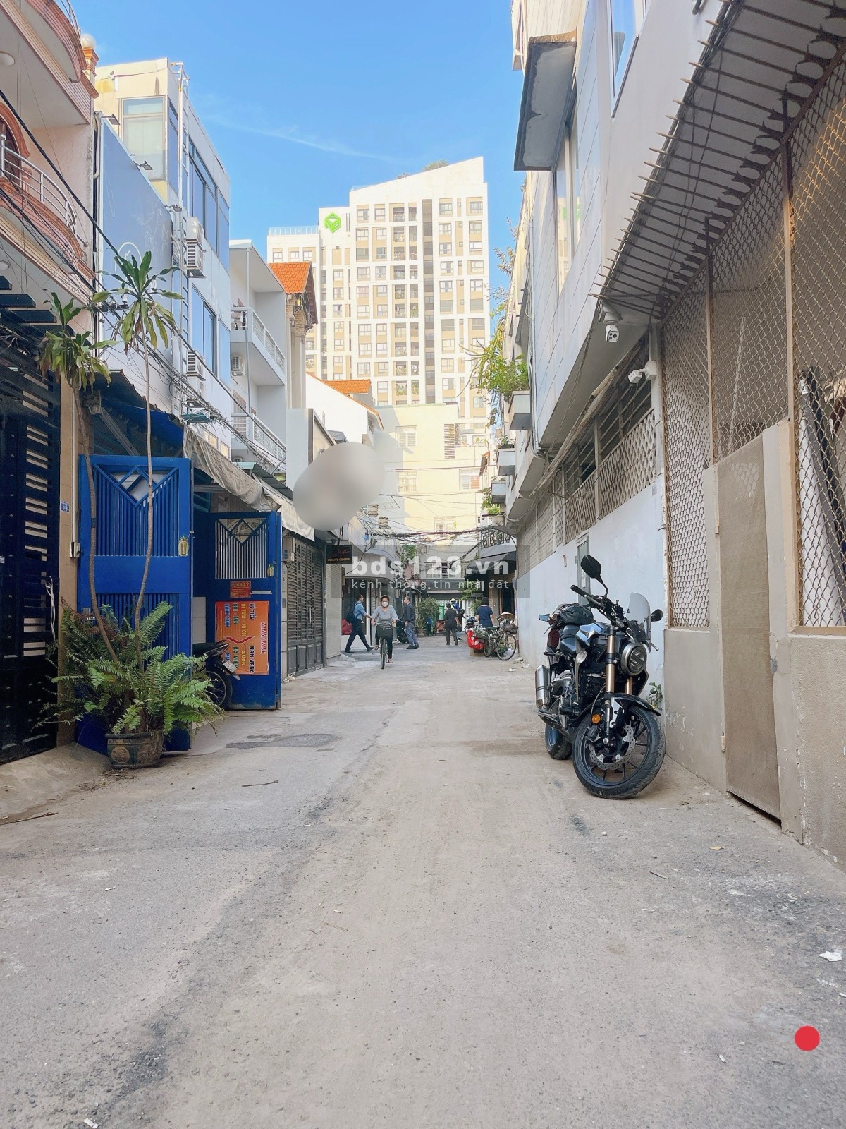 CHO THUÊ NHÀ NGUYÊN CĂN QUẬN PHÚ NHUẬN 19tr TL , Hơn 200m2 sàn 4PN 3 Tầng , Nhà đang sửa mới