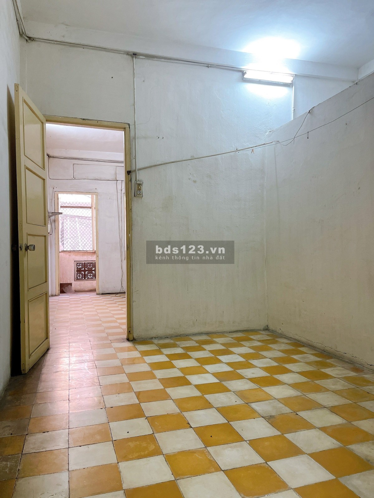 CHO THUÊ NHÀ NGUYÊN CĂN QUẬN PHÚ NHUẬN 19tr TL , Hơn 200m2 sàn 4PN 3 Tầng , Nhà đang sửa mới