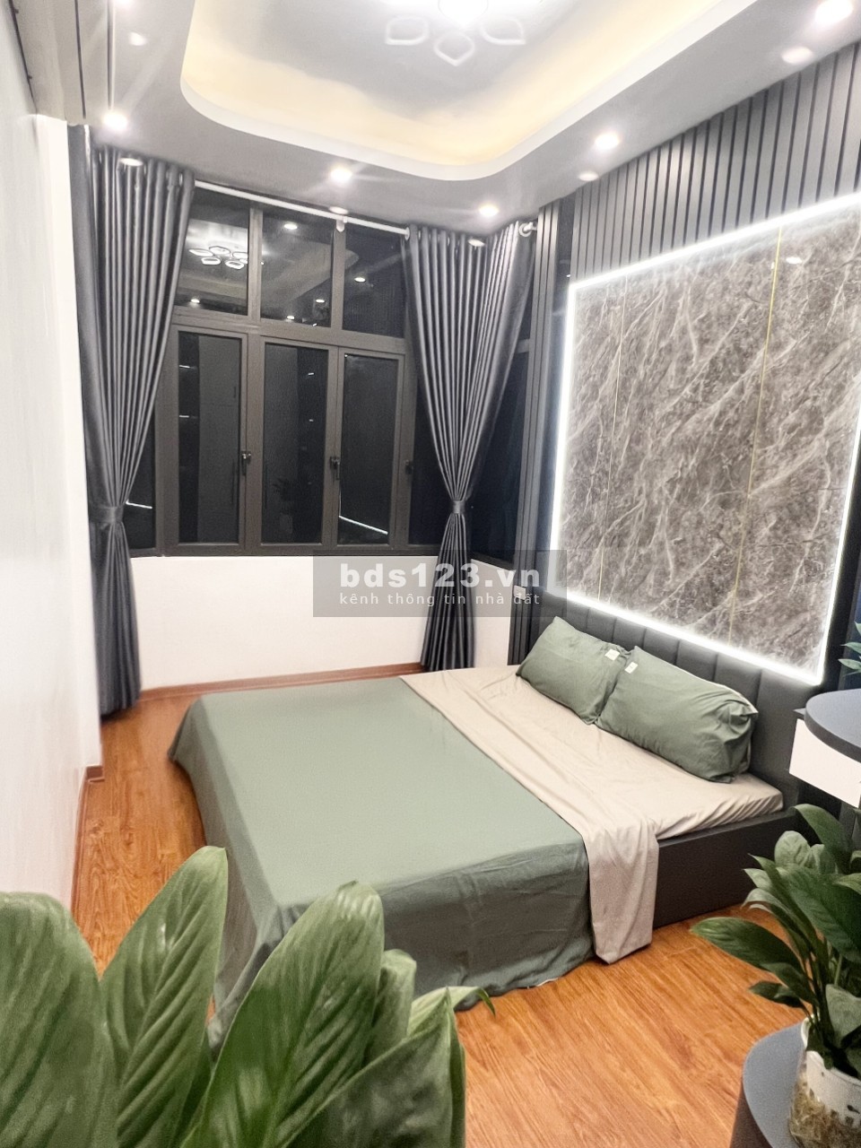 Hàng hot bay nhanh - Đẹp quên lối về - Ngõ ngách rộng thoáng - Khách mua xách valy vào ở đón Tết