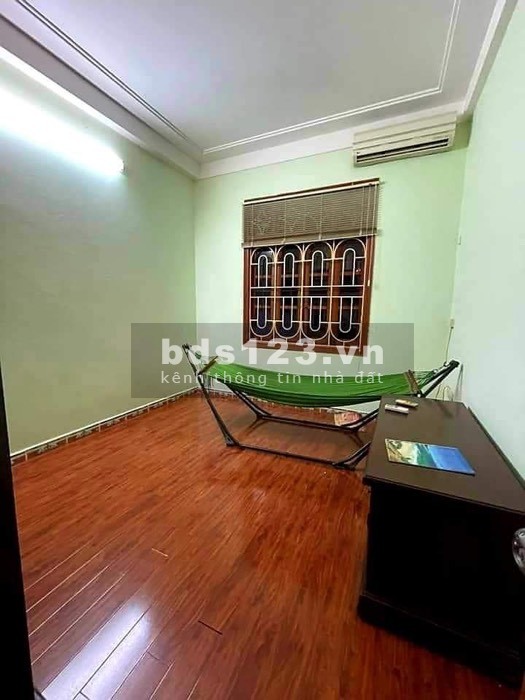 Nhà giá đẹp Kim Giang - Hoàng Mai, 34m2 x 4 tầng, 4 ngủ, ngõ xe ba gác, giá 3,9 tỷ