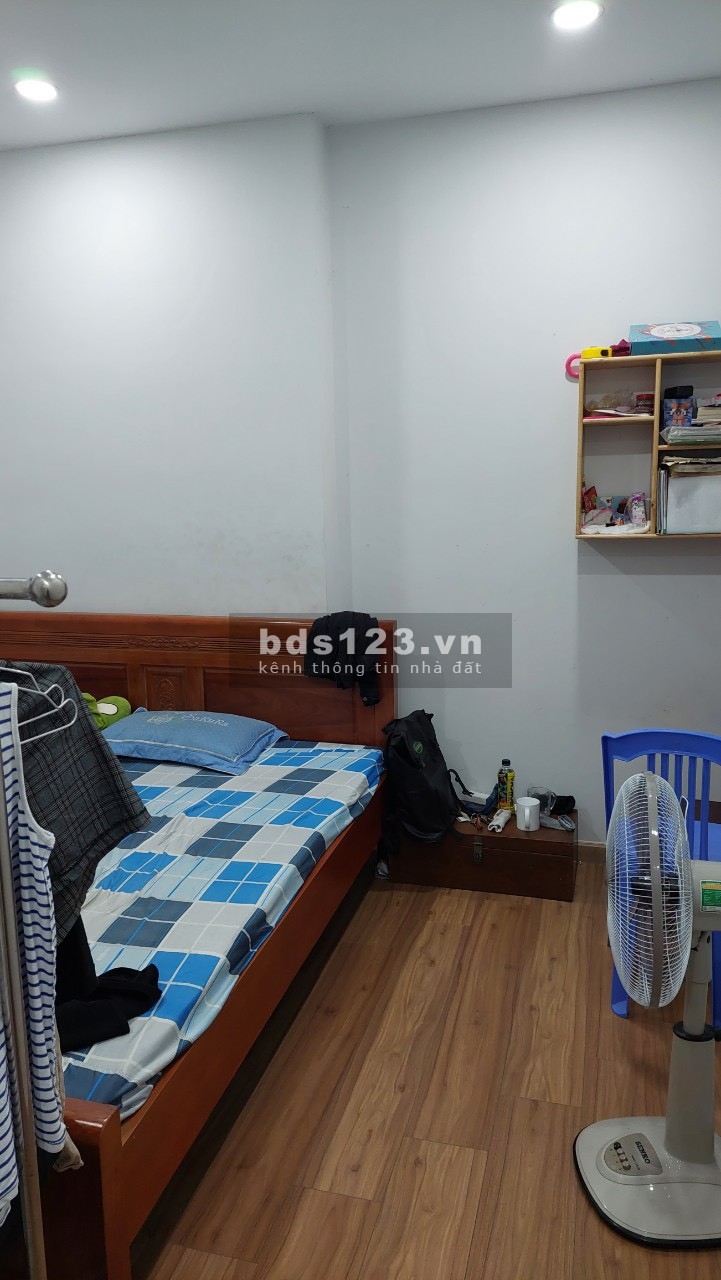 Chủ nhà gửi bán lại căn hộ Bcons Garden 2pn2wc 57m2, nhà đang ở để lại nội thất báo sang tên sổ