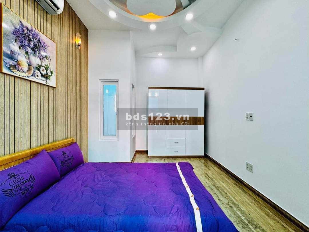 HXH Tránh Phạm Văn Bạch, Phường 15, Q. Tân Bình - 48M2- 4 Tầng mới đẹp, 4PN – 4,85 tỷ MS 044