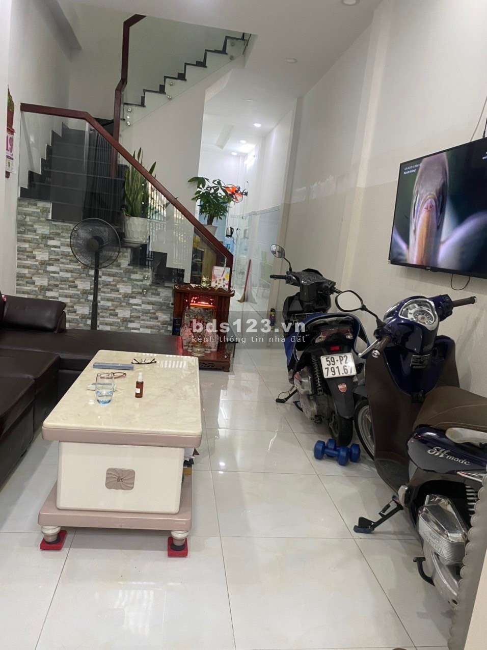 Hẻm xe hơi, dối diện chợ Tân Trụ, P.15 , Q. Tân Bình – 42m2 x 2 Tầng – giá 4tỷ - MS 045