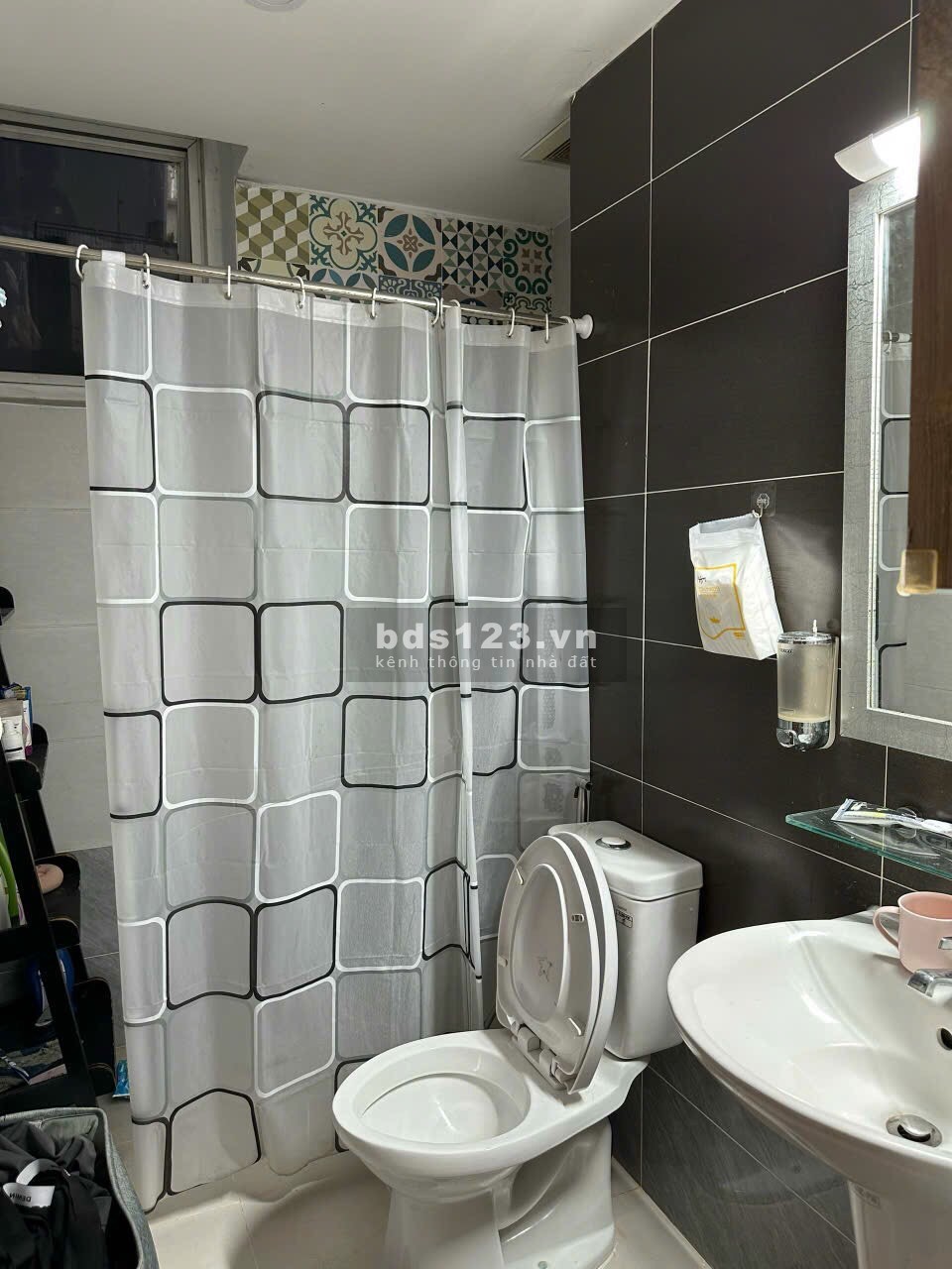 Cần cho thuê gấp căn hộ Ngọc Phương Nam Quận 8, Dt : 120 m2, 3PN, 2WC, Giá : 12 tr/th,