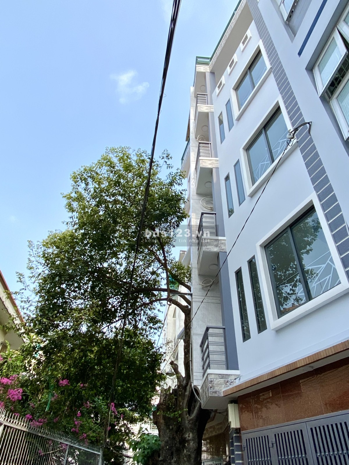 Phòng trọ mới, giá rẻ, sẵn nội thất. Thích Quảng Đức, Phường 5, Phú Nhuận
