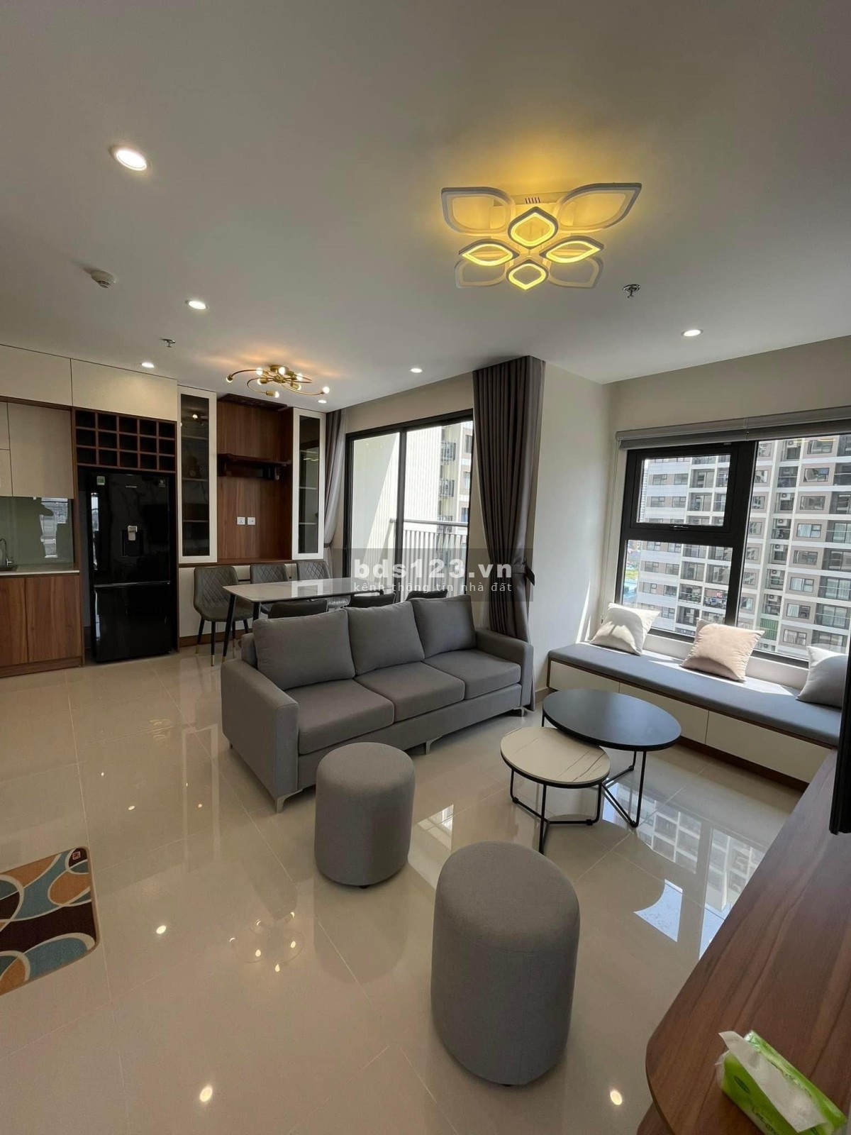 Mua nhà đón tết 2024 tại Vinhomes. Căn góc 2N + 1, 2VS full nội thất chỉ 2.15 tỷ LH 0965 479 380