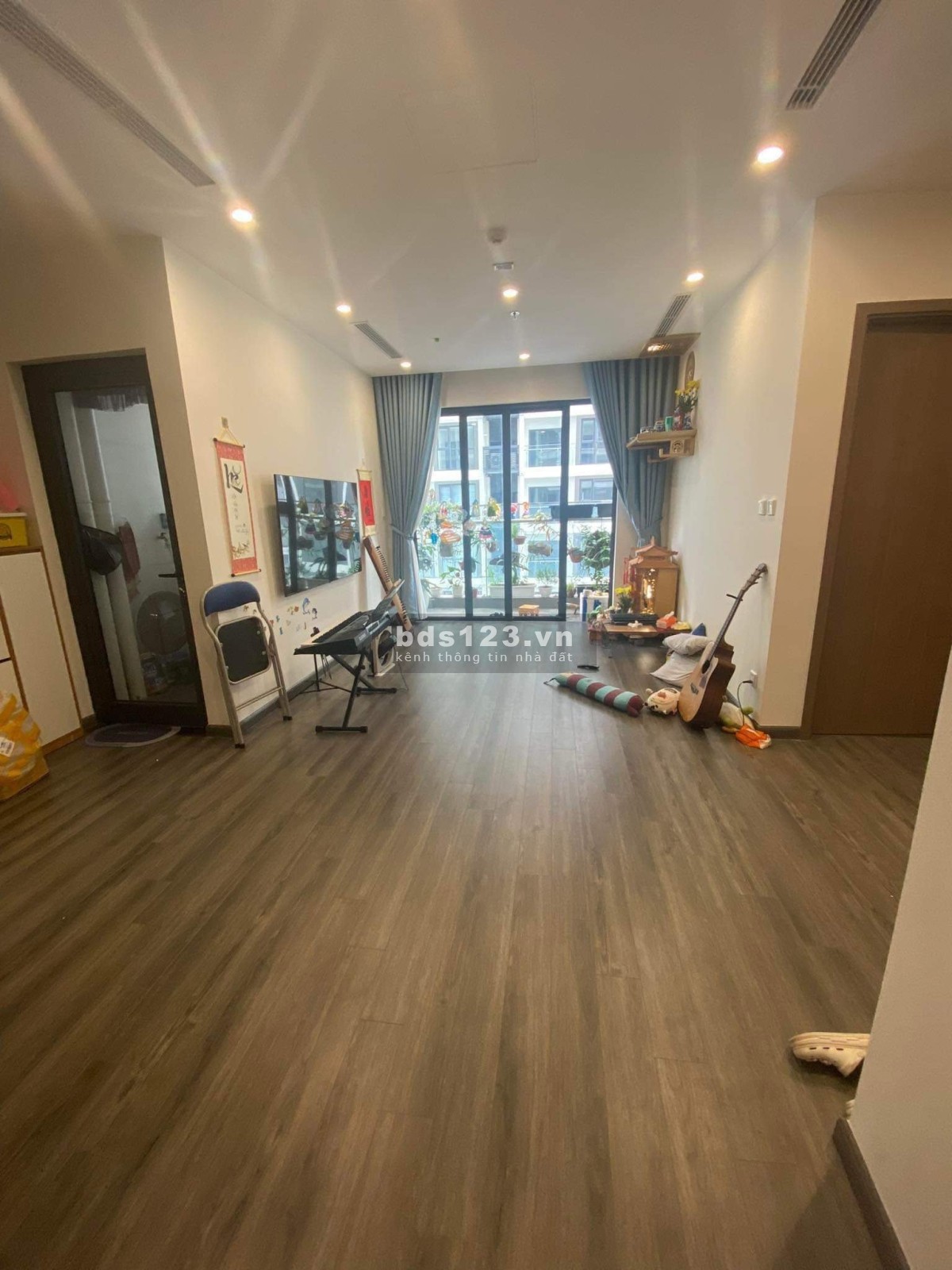 Bán căn 1N+ TK 50m2 full đồ 2,7x tỷ