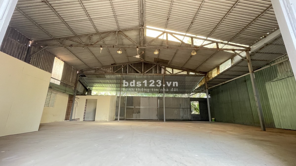 Cho thuê nhà kho xưởng sx Q.2 DT 230m2 điện 3pha 60k/m2/tháng làm kho hàng, xưởng gỗ, sắt, mỹ nghệ