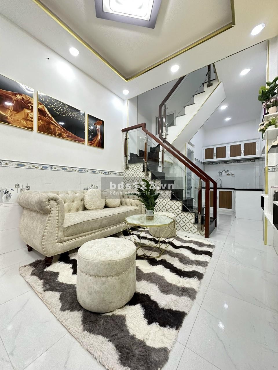 Nhà đẹp lung linh, Phường9 Gò Vấp, căn hiếm siêu rẻ trong phân khúc, tặng full nội thất, giá 2.65 tỷ