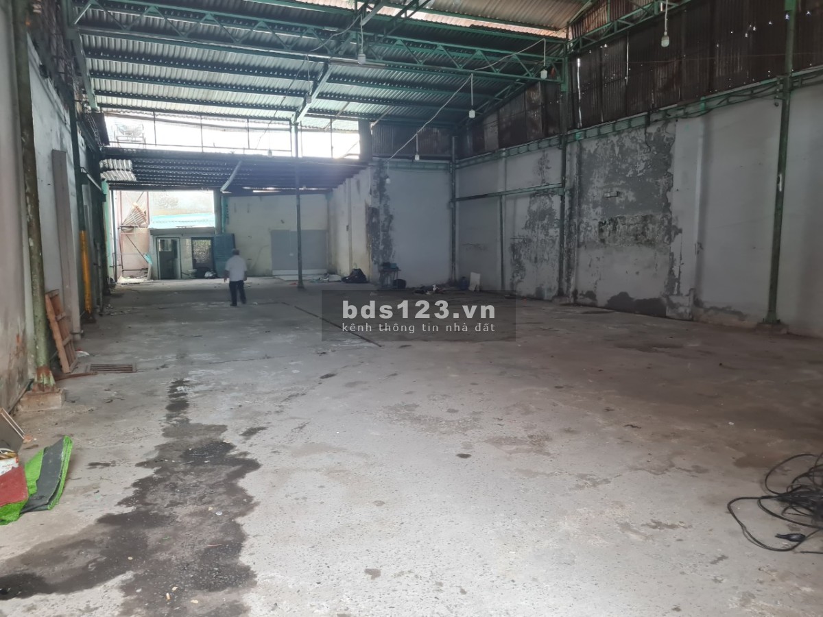 Cho thuê kho xưởng 400m2 gần đường Lạc Long Quân, phường 5, Quận 11, TP.HCM