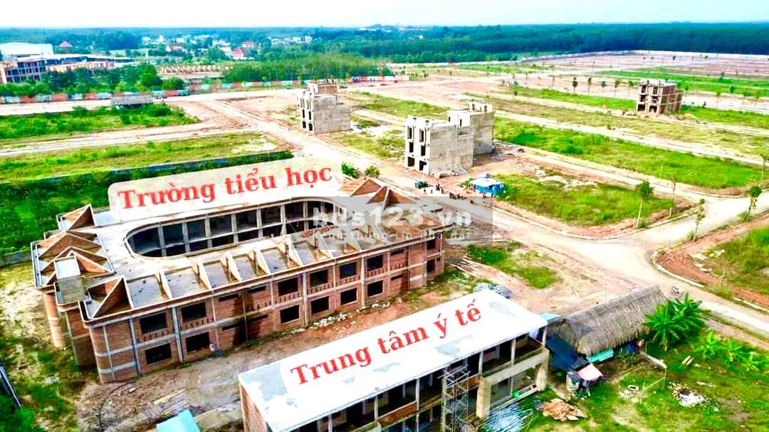 Cần bán gấp lô đất 75m2 full thổ cư khu đô thị Phương Trường An 6 đối diện KCN Tân Bình, giá 800tr