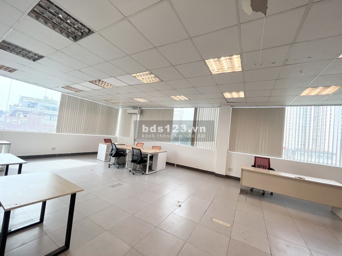 Cho thuê văn phòng đường Trần Quang khải, Quận 1 - TP Hồ Chí Minh 75m2 giá 27 Triệu