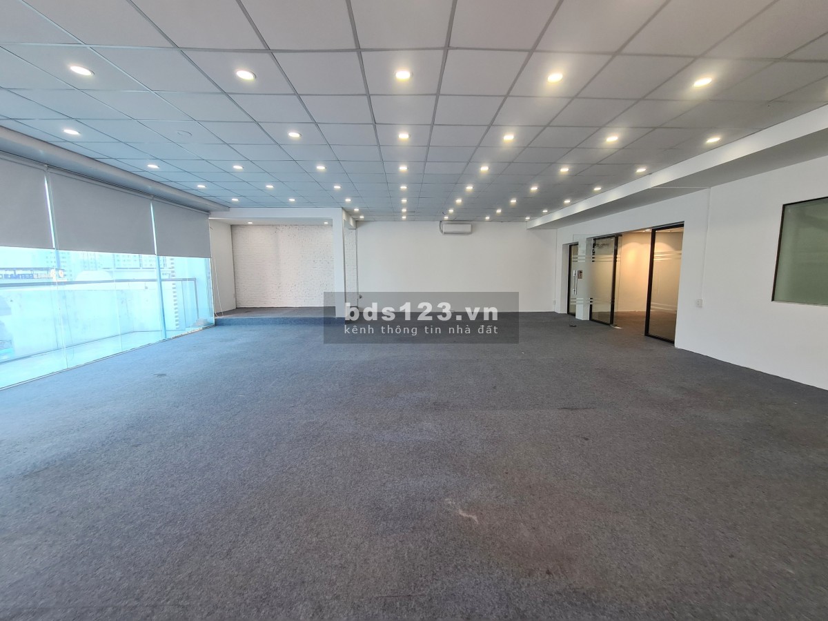Chính chủ cần cho thuê văn phòng đường Nguyễn Xí, Bình Thạnh 155m2