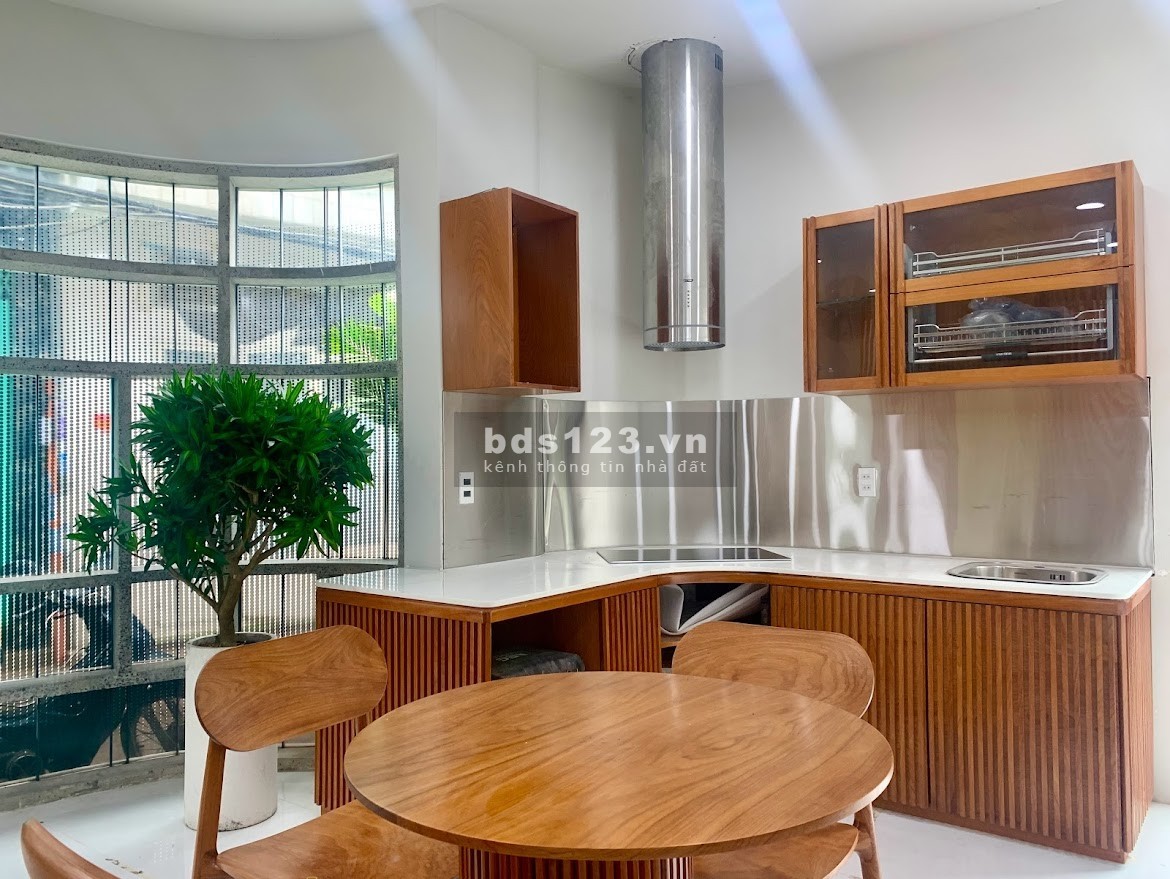 Siêu Mẫu CMT8, P.10 , Q.3, DT 35m2 – 5m x 7.5m: 6.6 tỷ, bán trong 7 ngày – MS 044