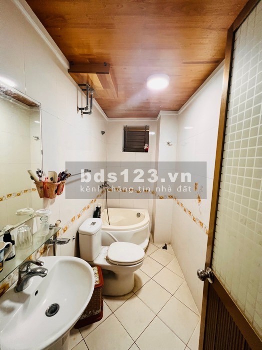 Bán nhà giá đẹp Tựu Liệt, Thanh Trì, 42m2 x 5 tầng, MT 6m và 6 ngủ, giá 4,1 tỷ
