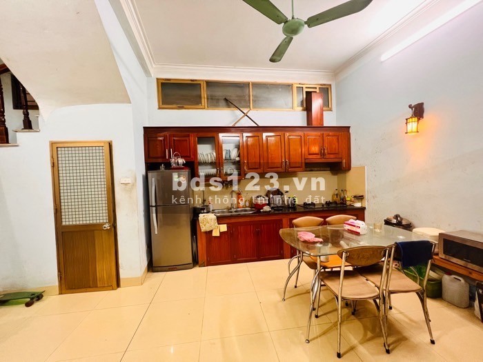 Bán nhà giá đẹp Tựu Liệt, Thanh Trì, 42m2 x 5 tầng, MT 6m và 6 ngủ, giá 4,1 tỷ