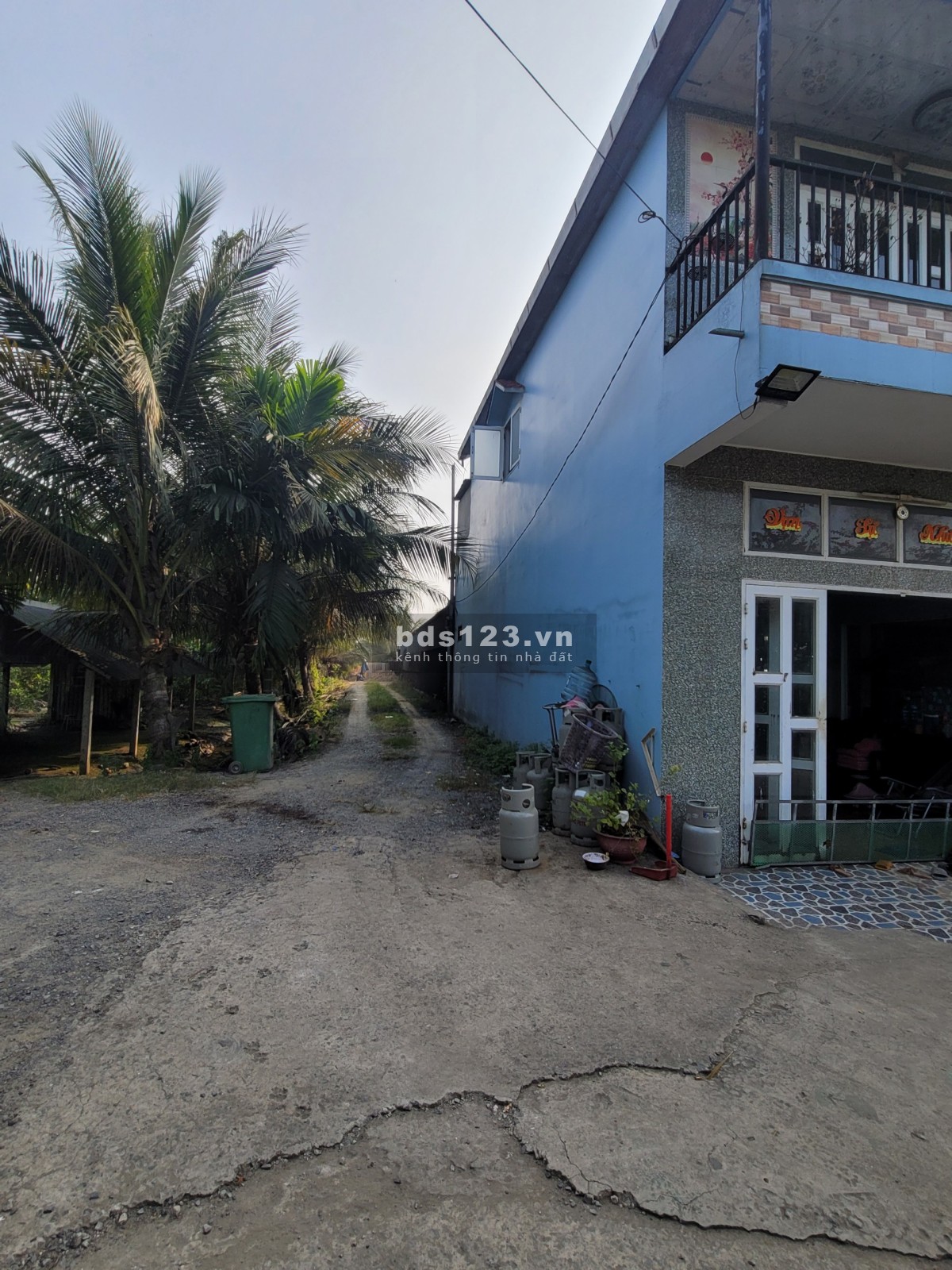Bán kho xưởng và nhà 800m2 QL N2, Hoà Khánh Đông, Đức Hoà, Long An