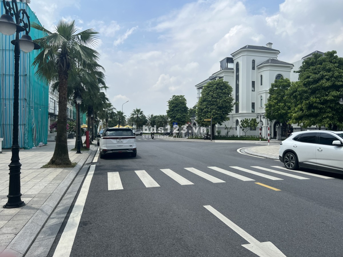 Biệt thự Sao Biển 11 đối diện Biển Nhân Tạo 32.86 tỷ tại Vin Gia Lâm (0985941715)
