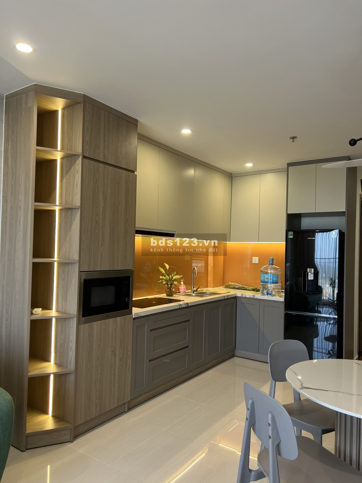 Cho thuê căn 2PN 67m2, tại Vinhomes Grand Park Quận 9, đầy đủ nội thất đẹp, Hotline: 0888816718