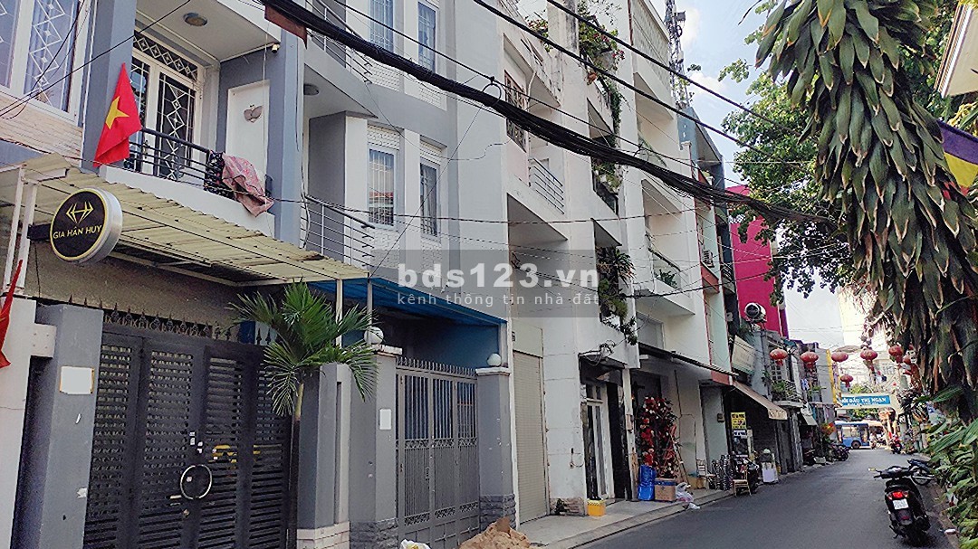 Nhà mới, hẻm ô tô tránh, gần Trường Đại Học CNTP, 3.55 tỷ